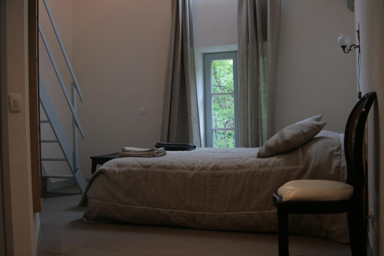 Bed and Breakfast Domaine Des Douves Ancy-le-Franc Exterior foto