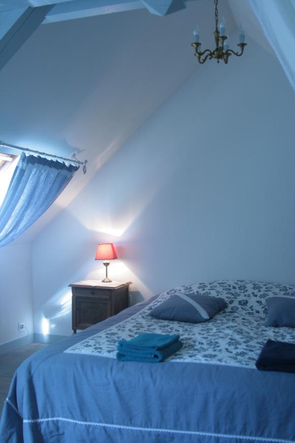 Bed and Breakfast Domaine Des Douves Ancy-le-Franc Exterior foto